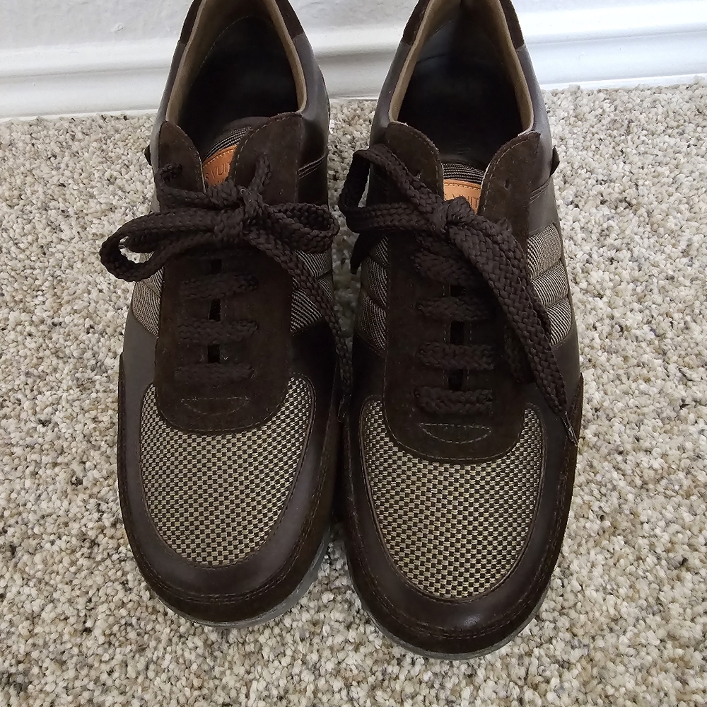 Louis Vuitton Shoes unissex LouisVuitton Leather and Suede...
